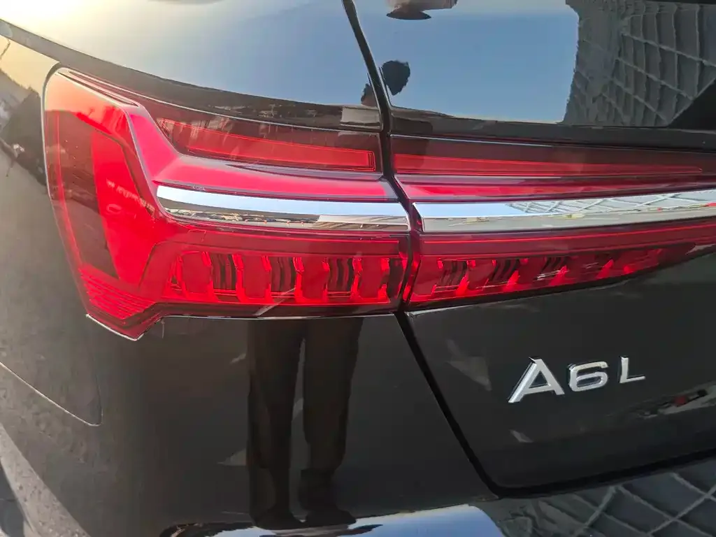 Audi A6L New Energy — фото 2