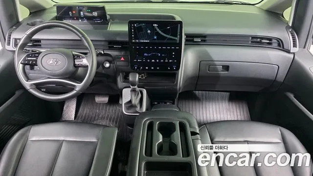 Hyundai Staria — фото 3