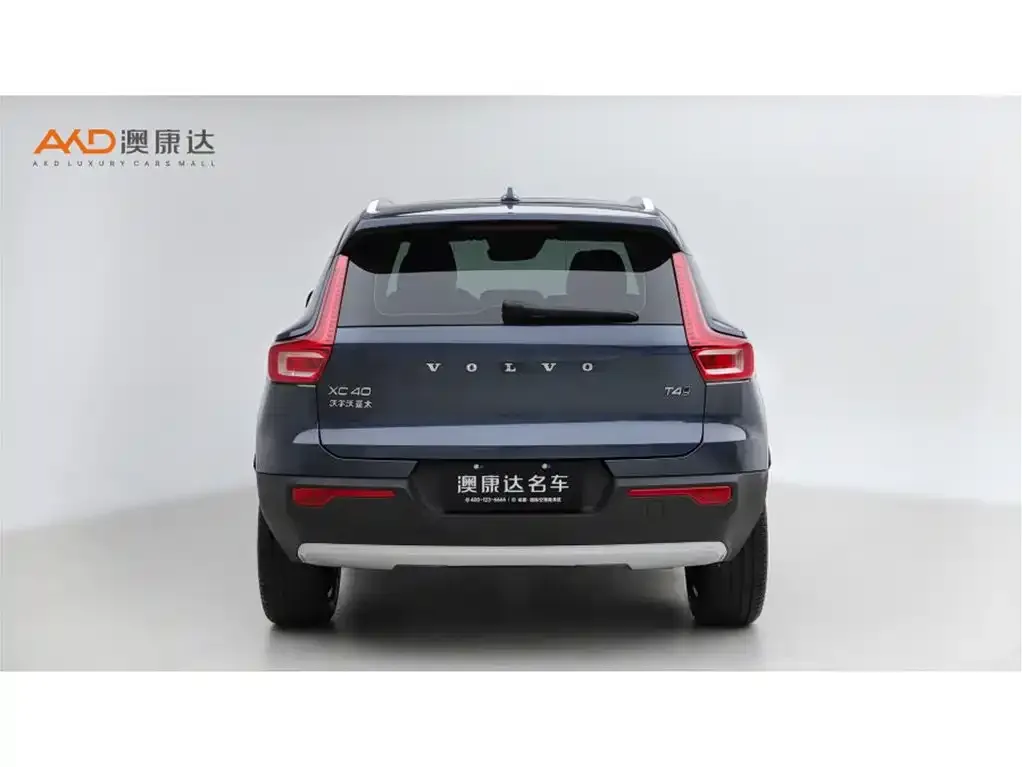 Volvo XC40 — фото 3