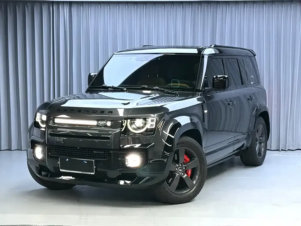 Land Rover Defender — фото 1