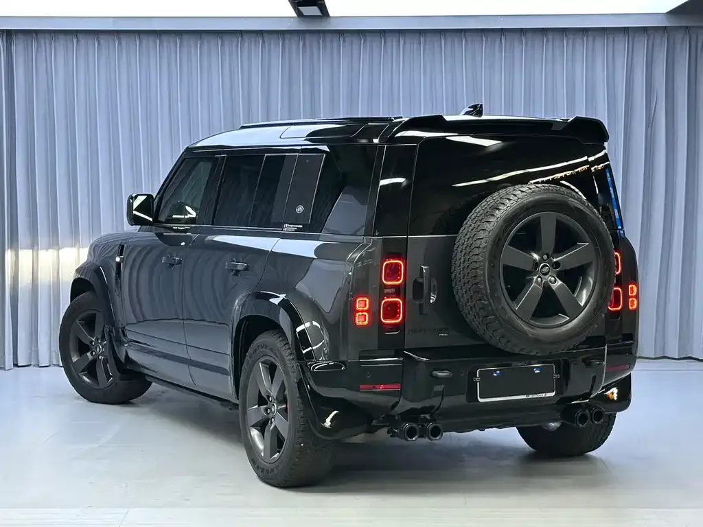 Land Rover Defender — фото 8