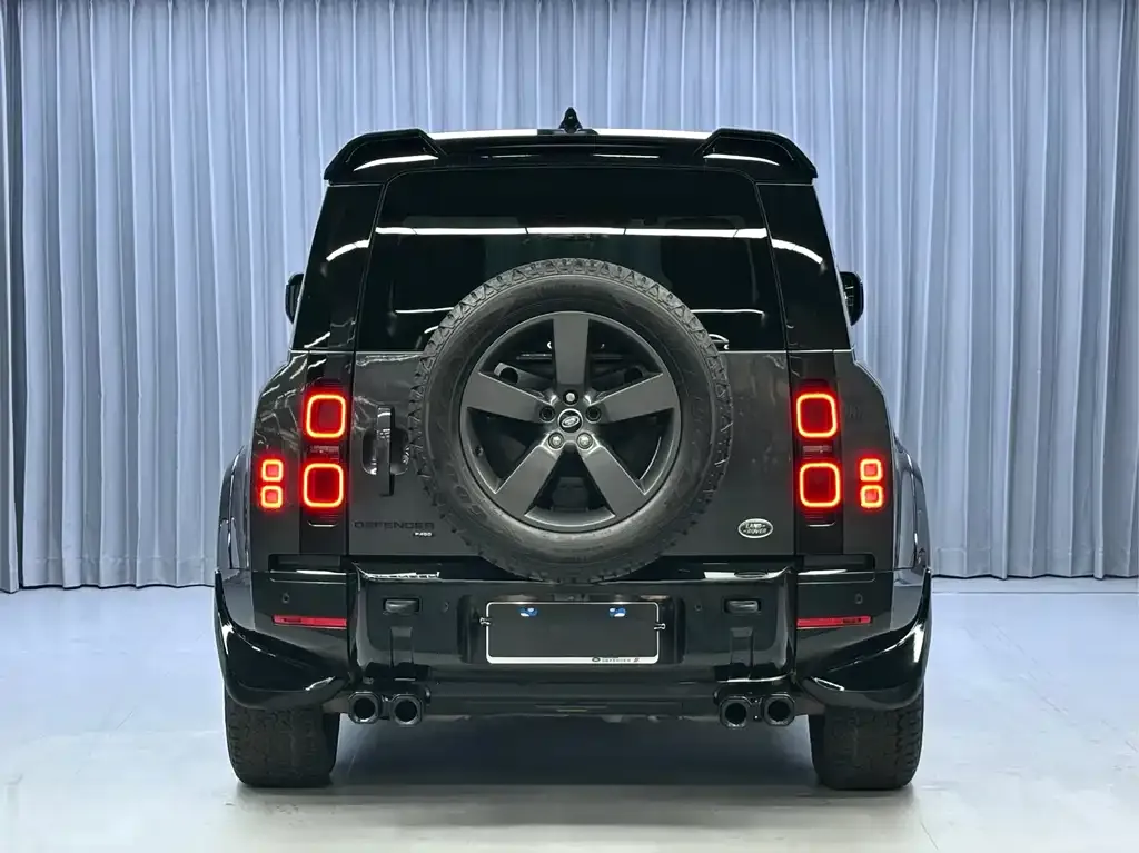 Land Rover Defender — фото 9
