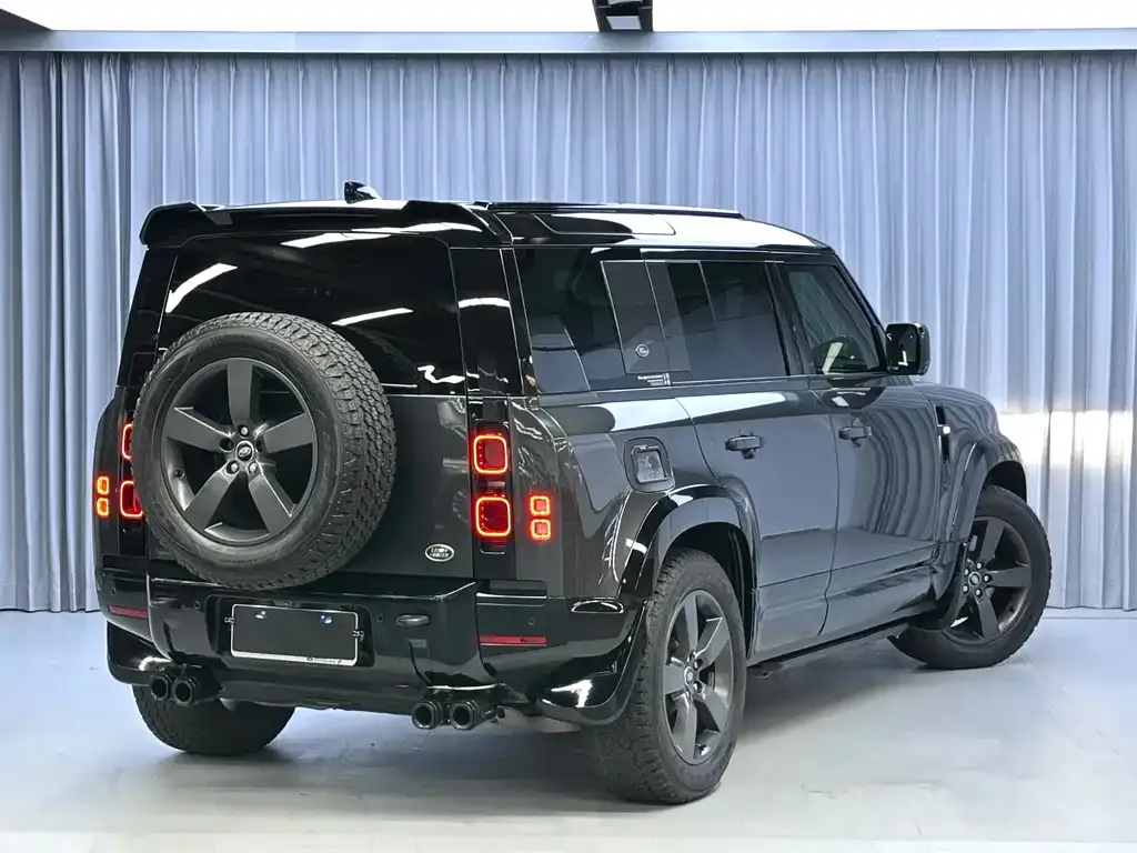 Land Rover Defender — фото 3
