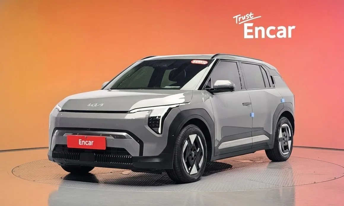 Kia EV3 — фото 1