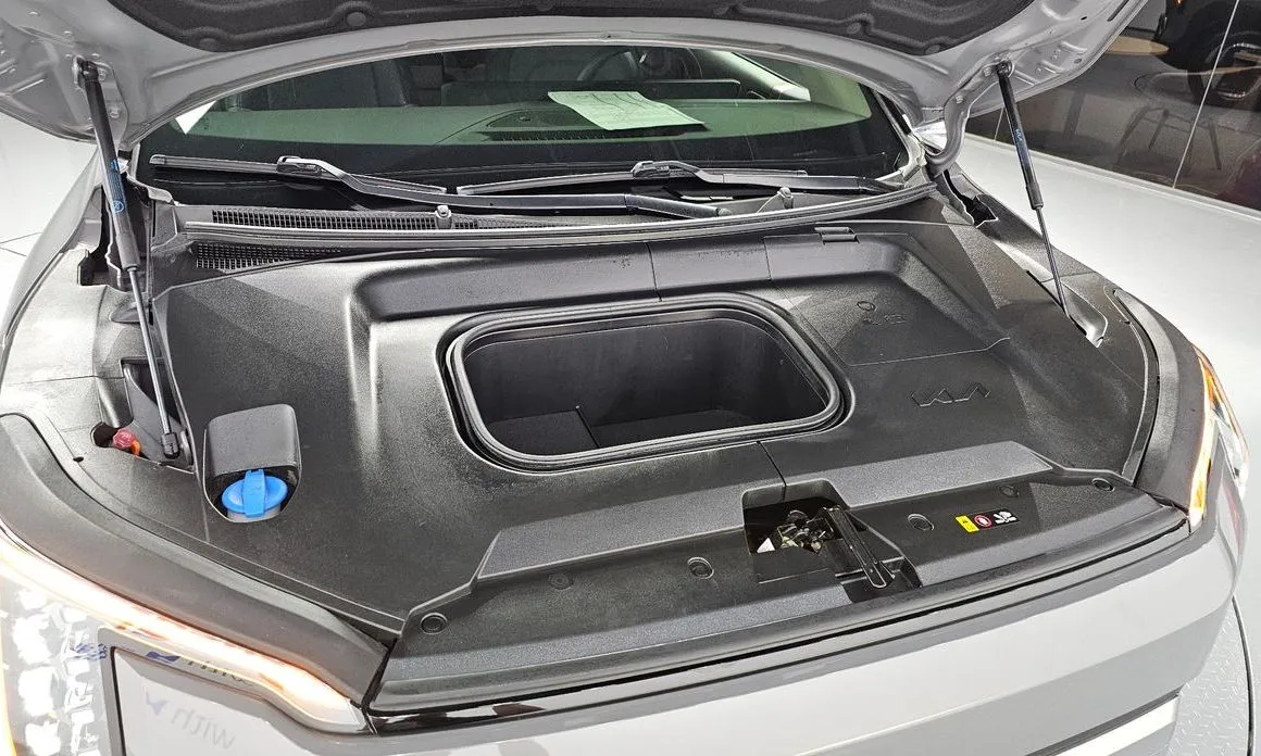 Kia EV3 — фото 9