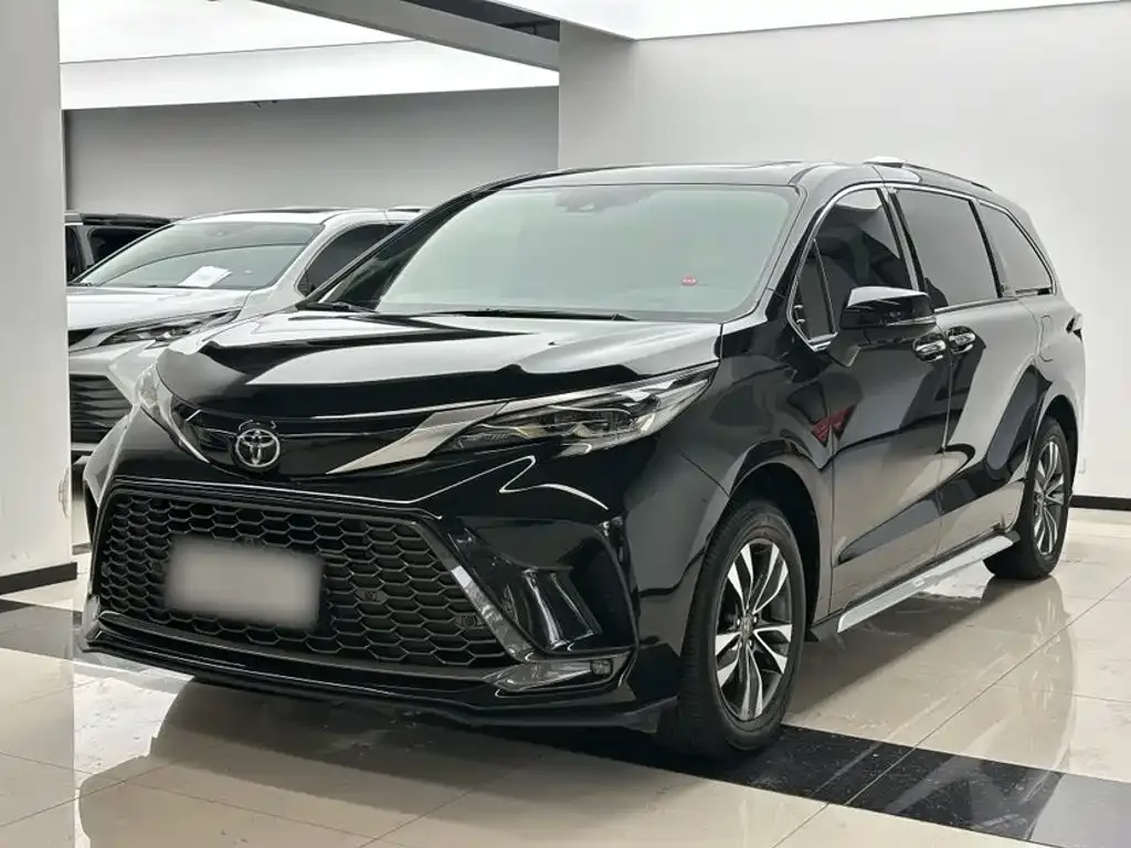 Toyota Granvia — фото 4