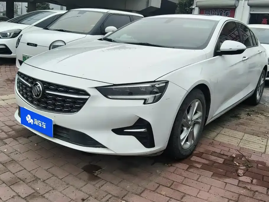 Buick Regal — фото 1