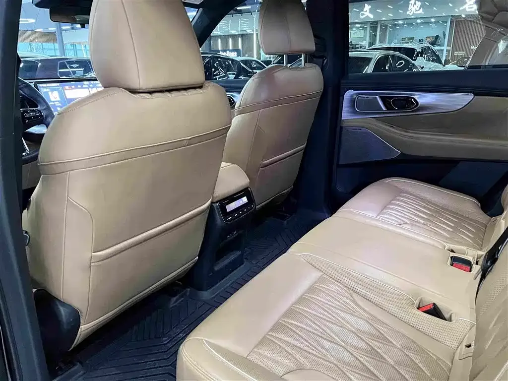 GAC Motor Trumpchi ES9 — фото 6