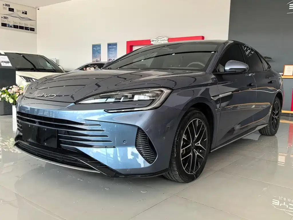 BYD Seal — фото 1