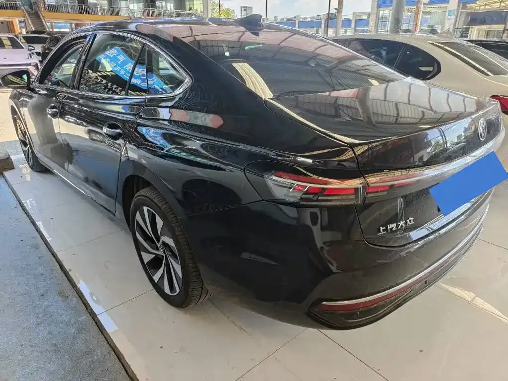 Volkswagen Passat — фото 2