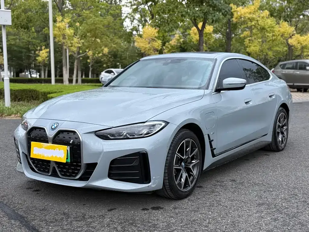 BMW i4 — фото 1