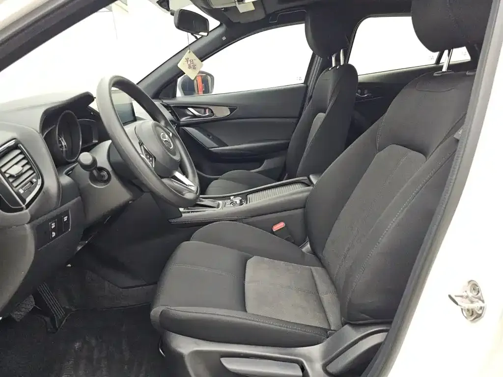 Mazda CX-4 — фото 9