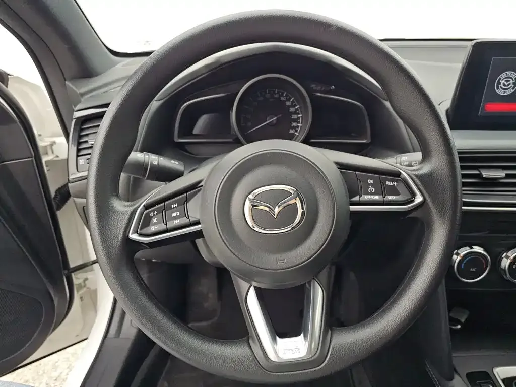 Mazda CX-4 — фото 8