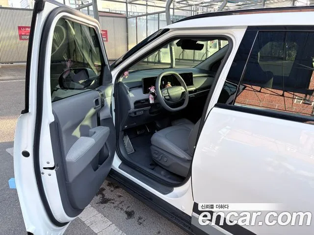 Kia EV3 — фото 10