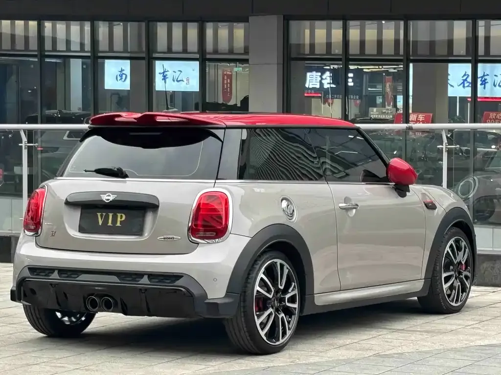 MINI JCW (John Cooper Works) — фото 7