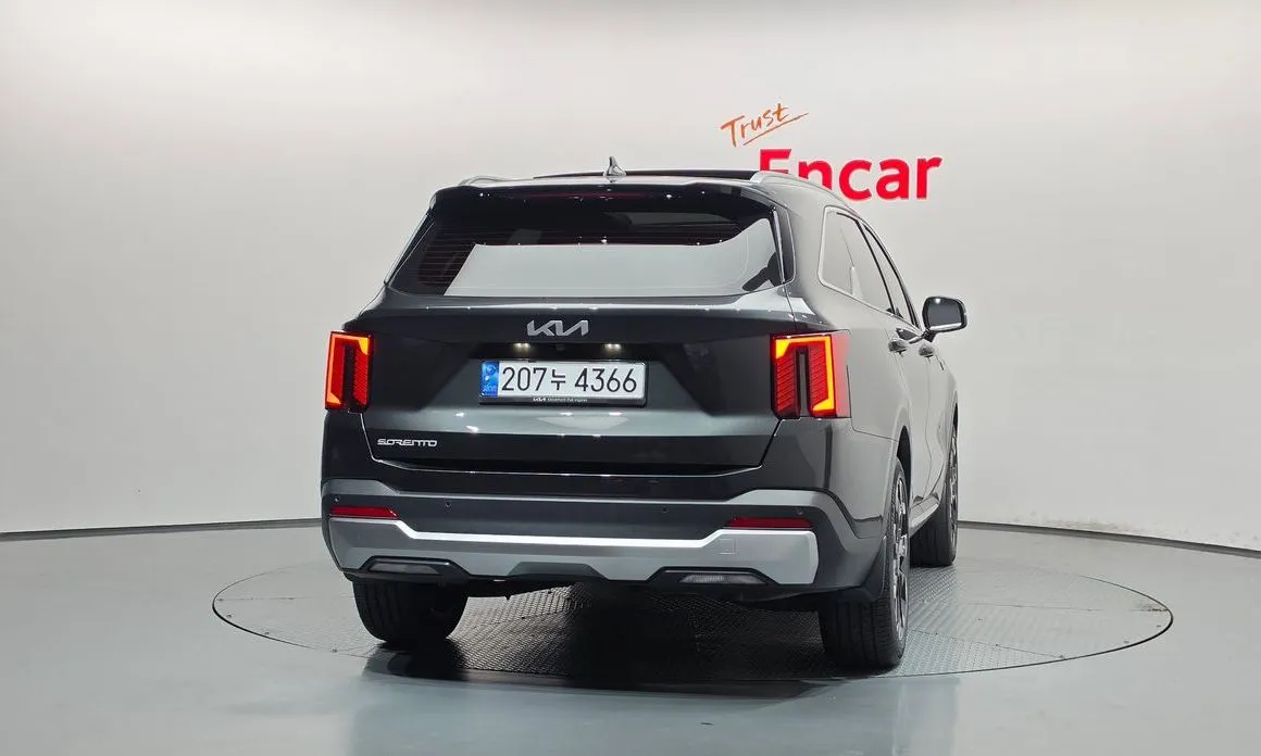 Kia Sorento — фото 4