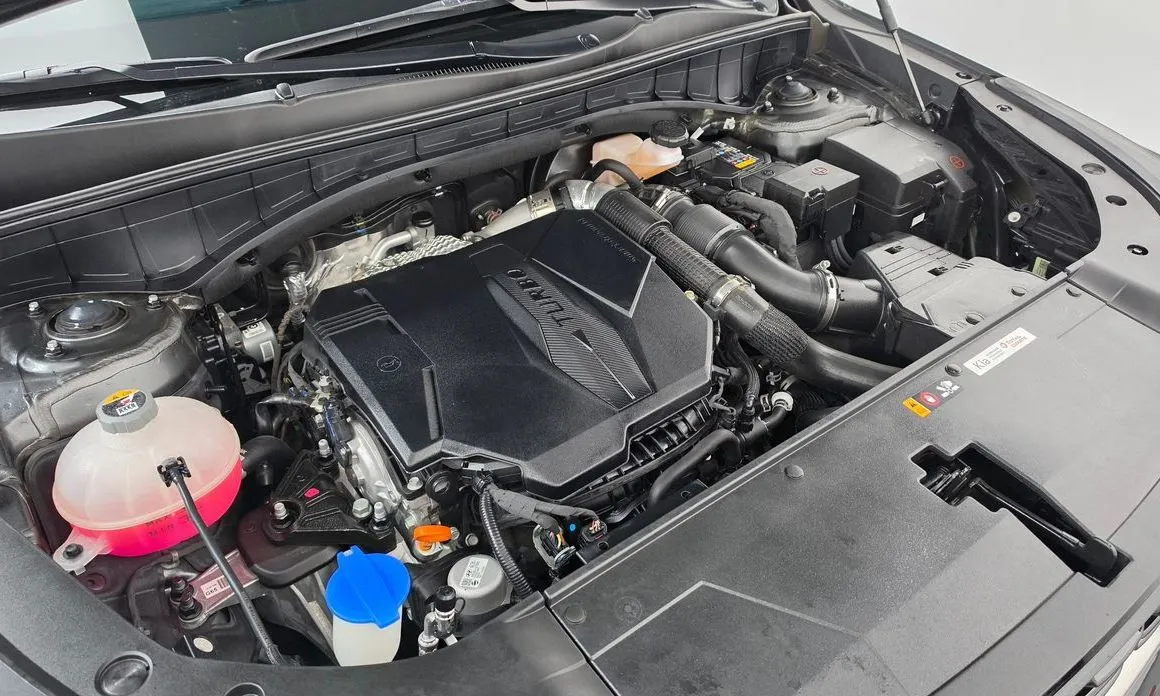 Kia Sorento — фото 9
