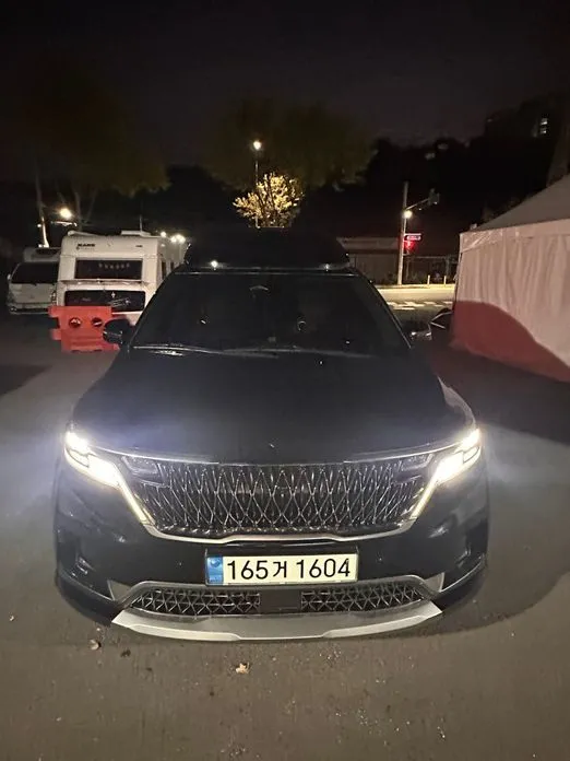 Kia Carnival — фото 1