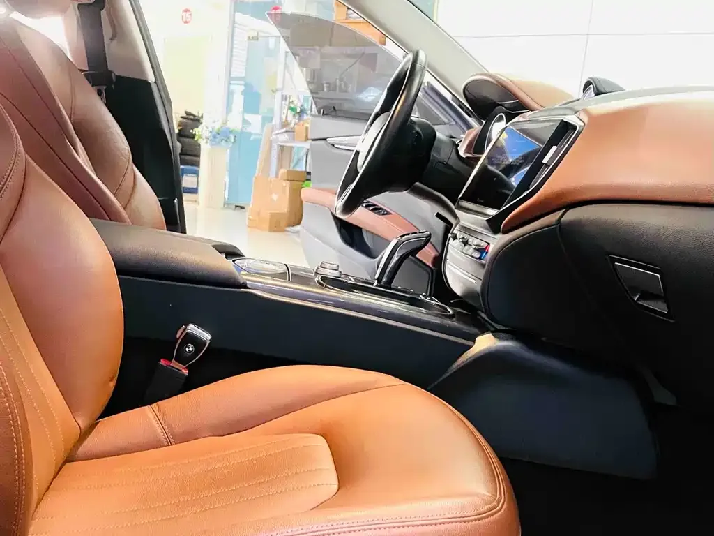Maserati Ghibli — фото 4