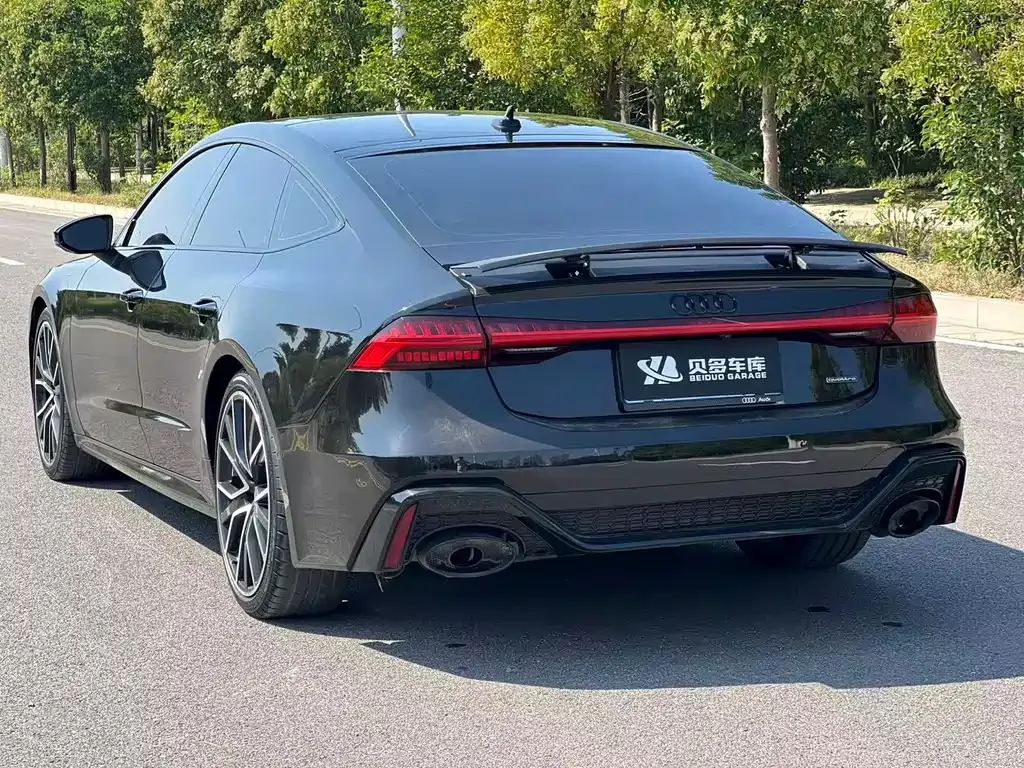 Audi A7 — фото 5