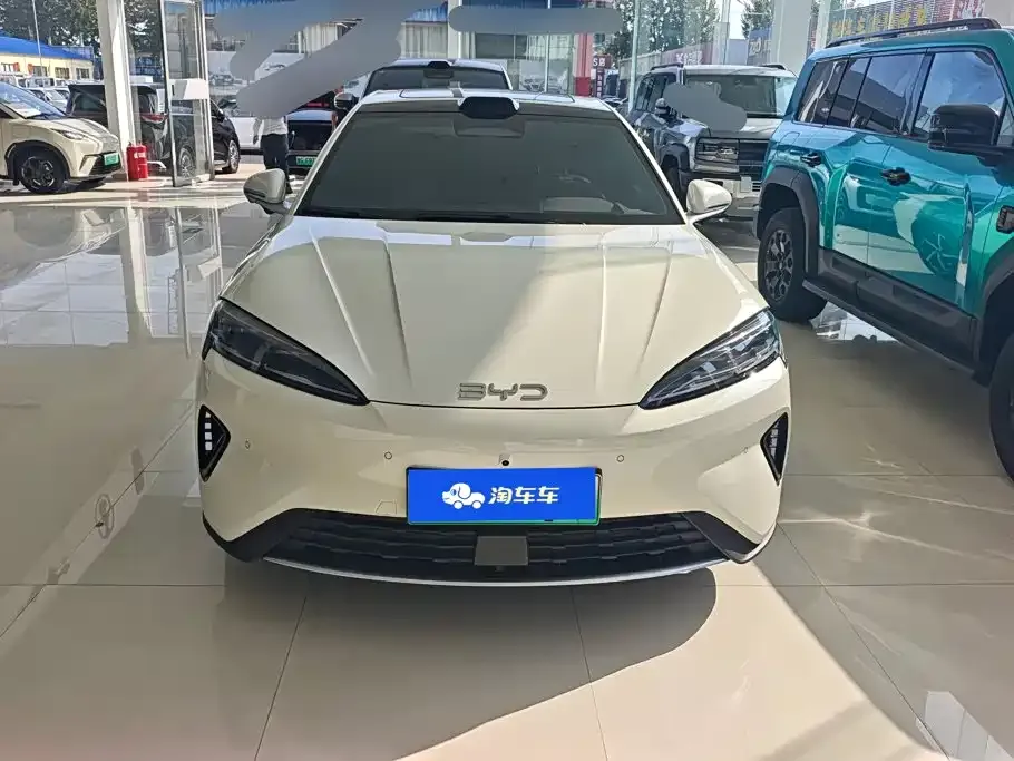 BYD Seal 07 DM-i — фото 7