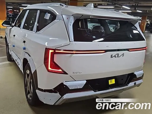 Kia EV5 — фото 9
