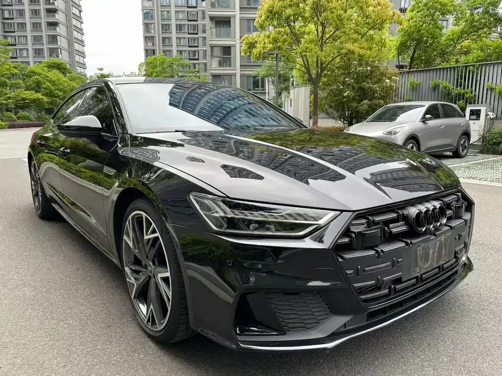 Audi A7L — фото 10