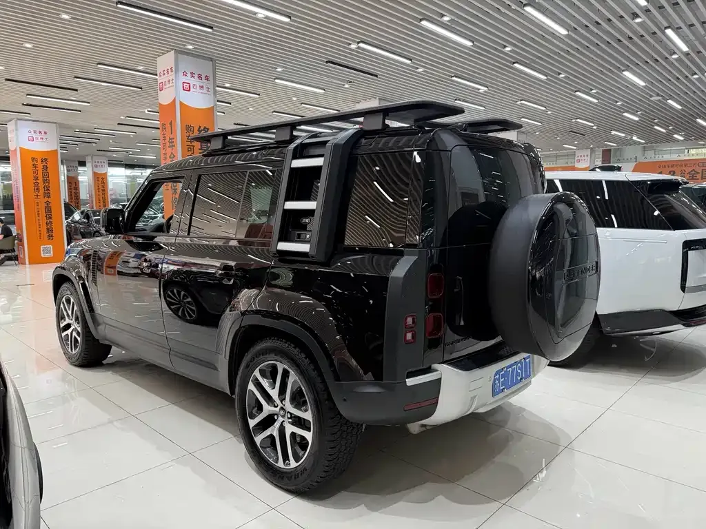 Land Rover Defender — фото 7
