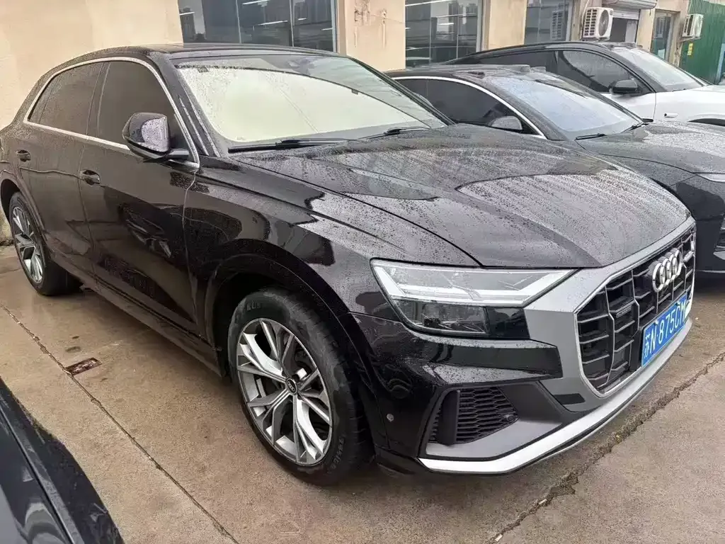 Audi Q8 — фото 5