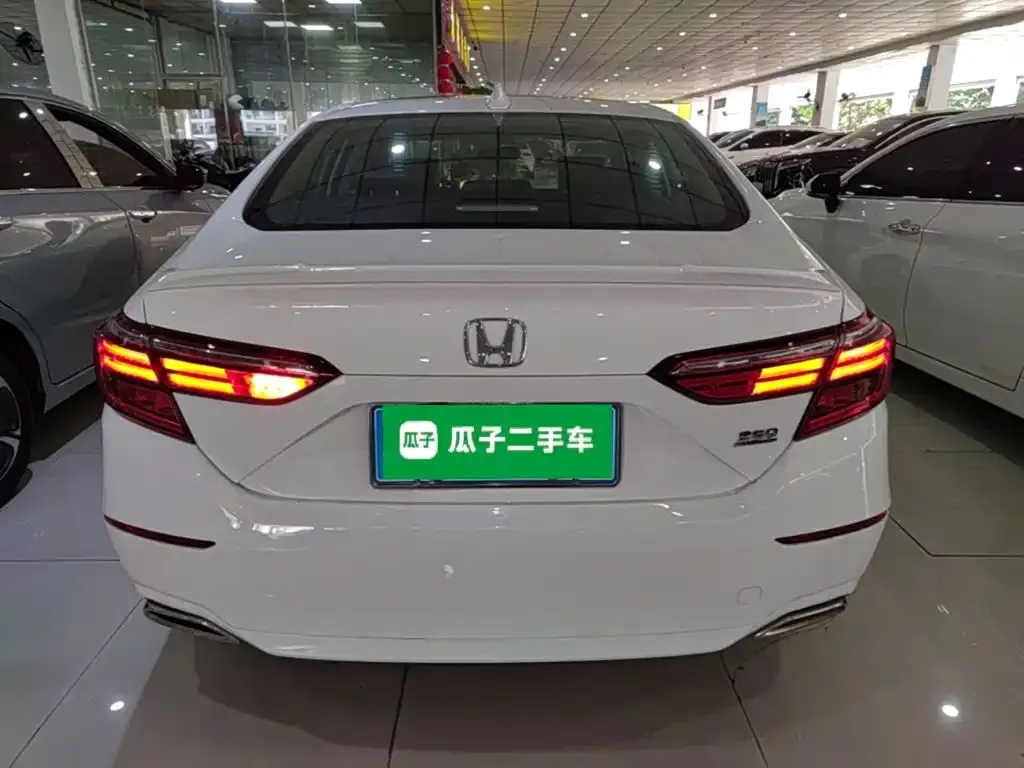 Honda Inspire — фото 4