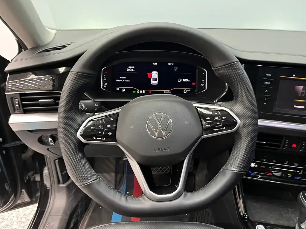 Volkswagen Passat — фото 9