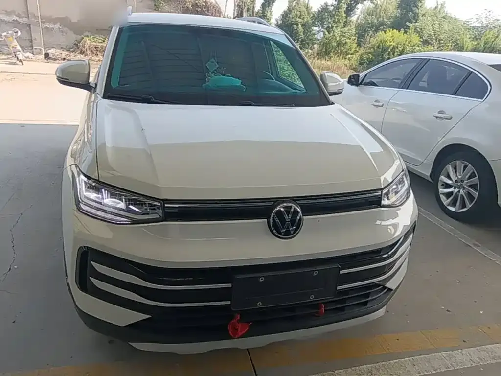 Volkswagen Tharu — фото 9