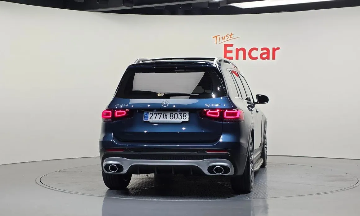 Mercedes-Benz GLB-Class — фото 10