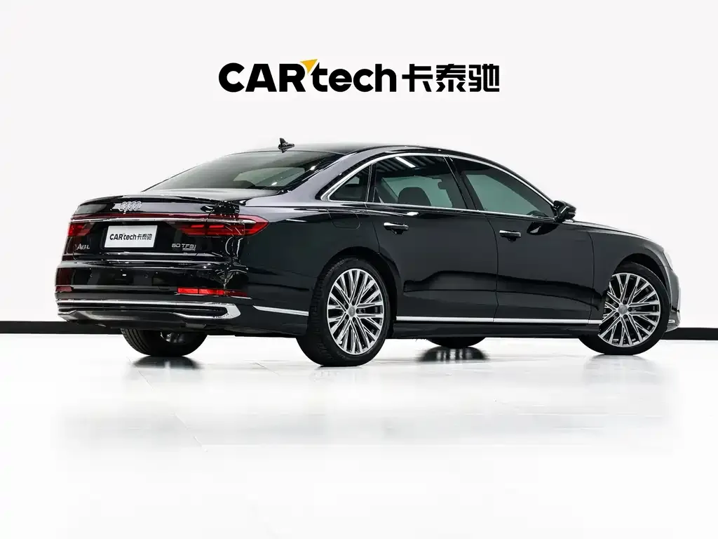 Audi A8 — фото 7