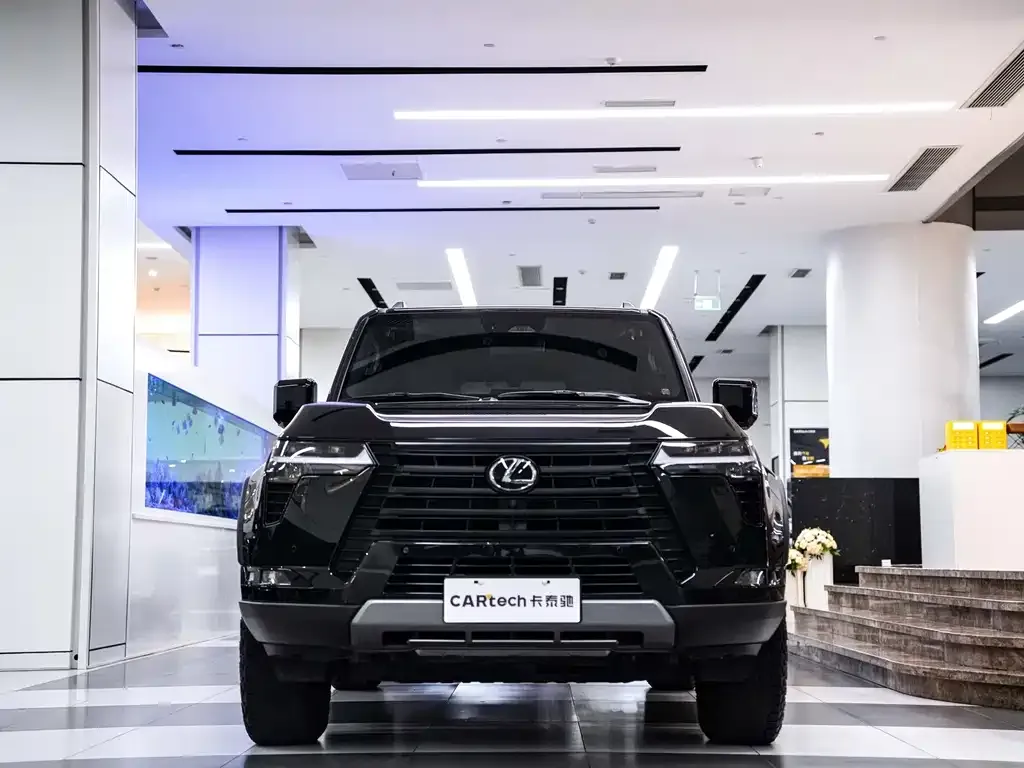 Lexus GX — фото 10