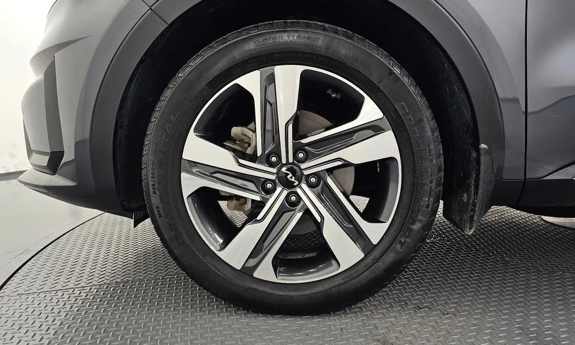Kia Sorento — фото 10