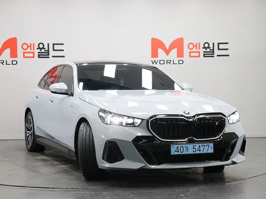 BMW i5 — фото 2