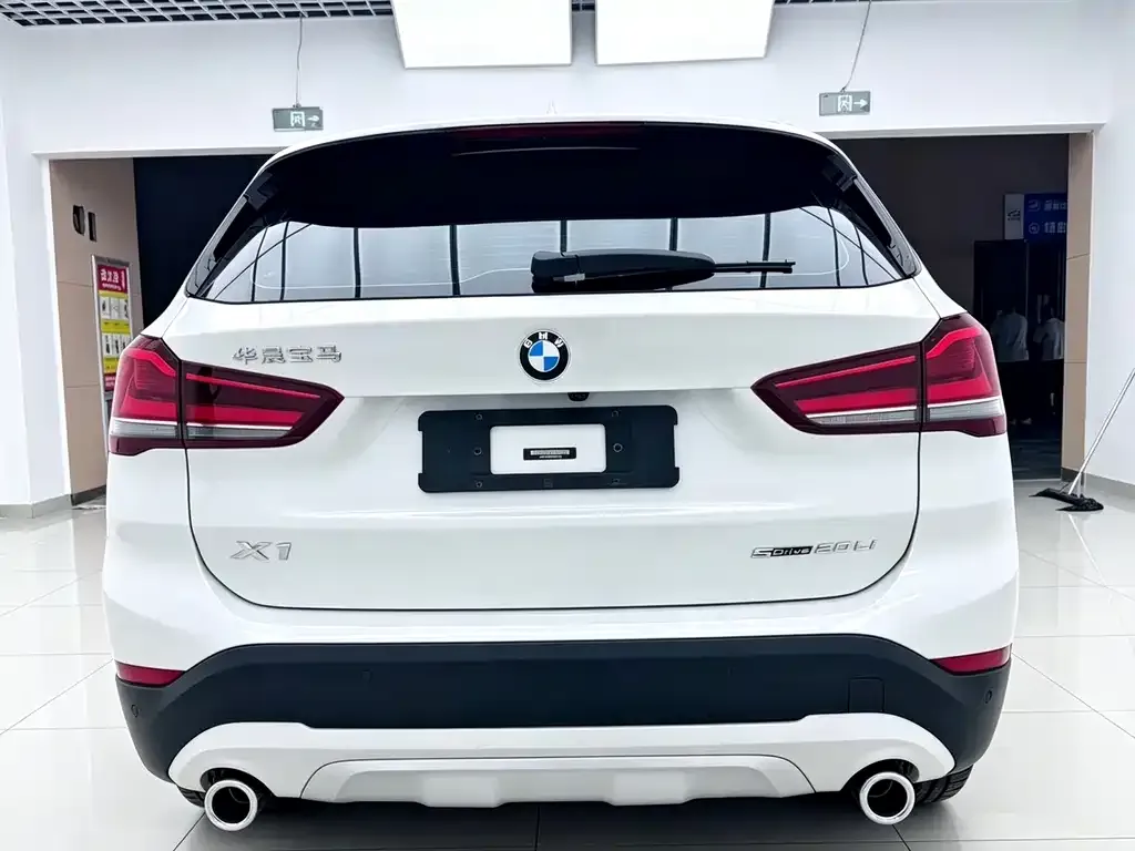 BMW X1 — фото 4