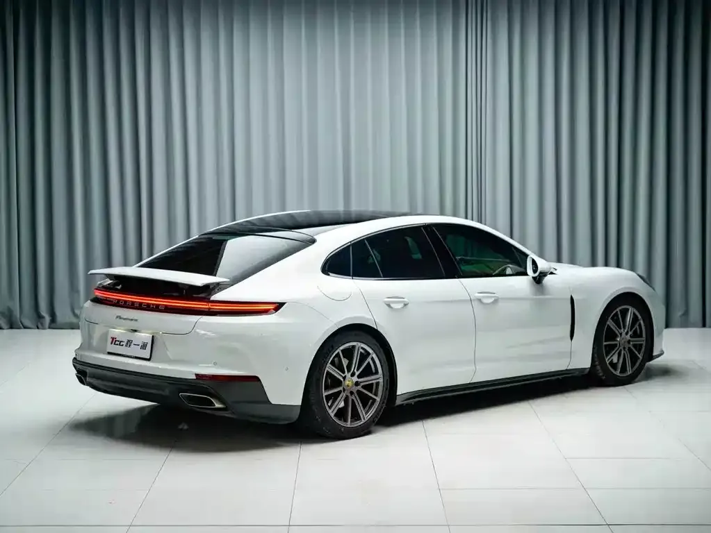 Porsche Panamera — фото 8