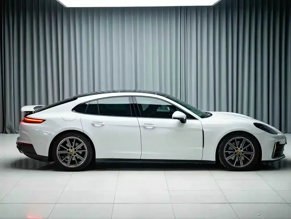 Porsche Panamera — фото 10
