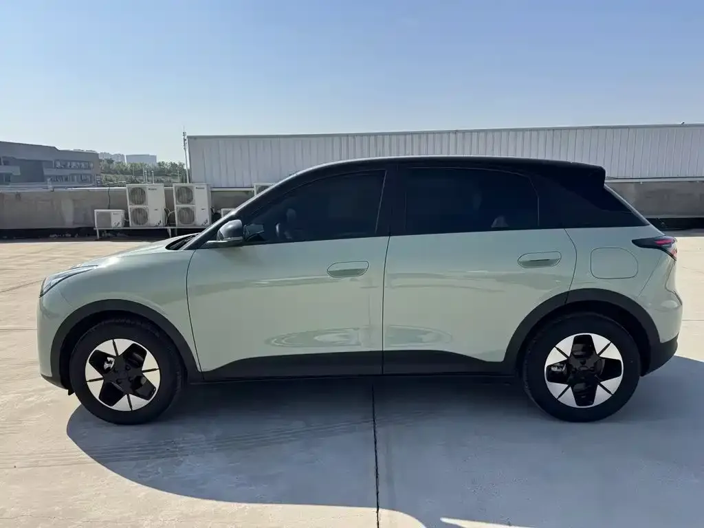 Geely Starburst — фото 3