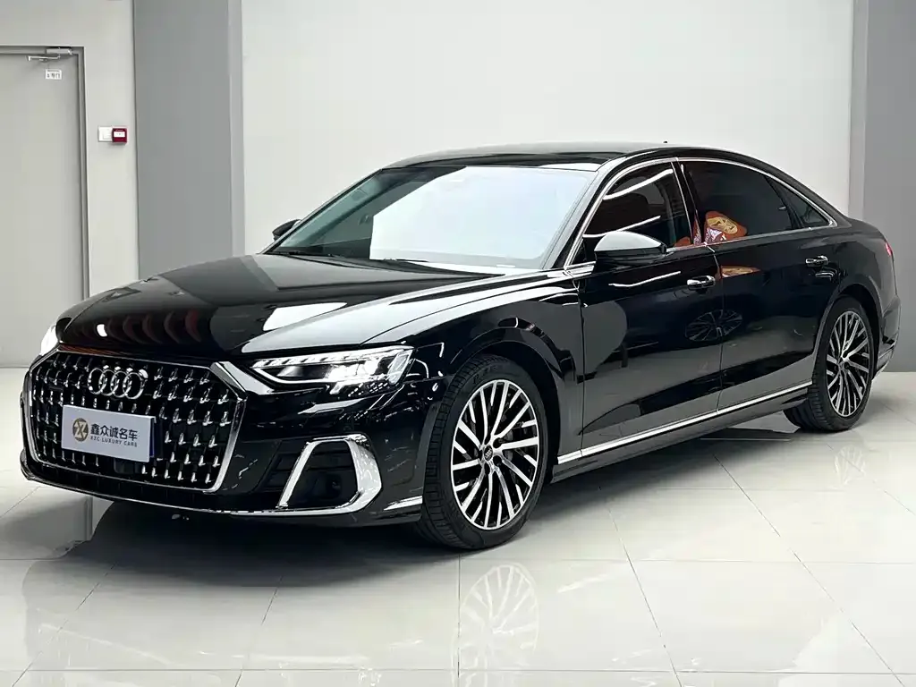 Audi A8 — фото 6