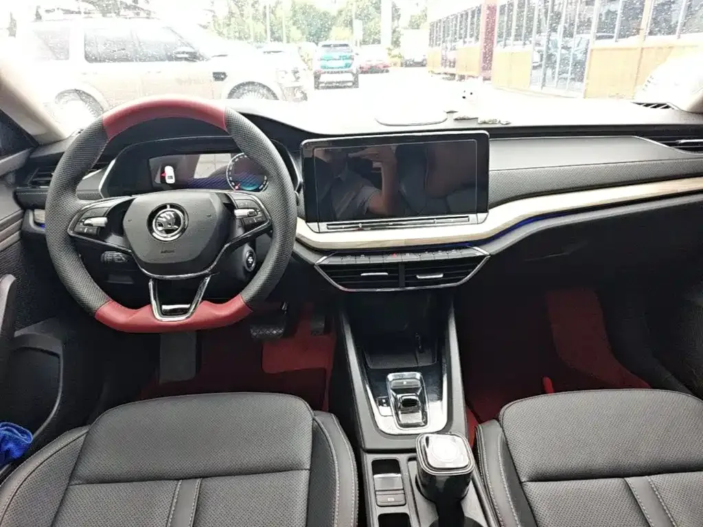 Skoda Octavia — фото 3