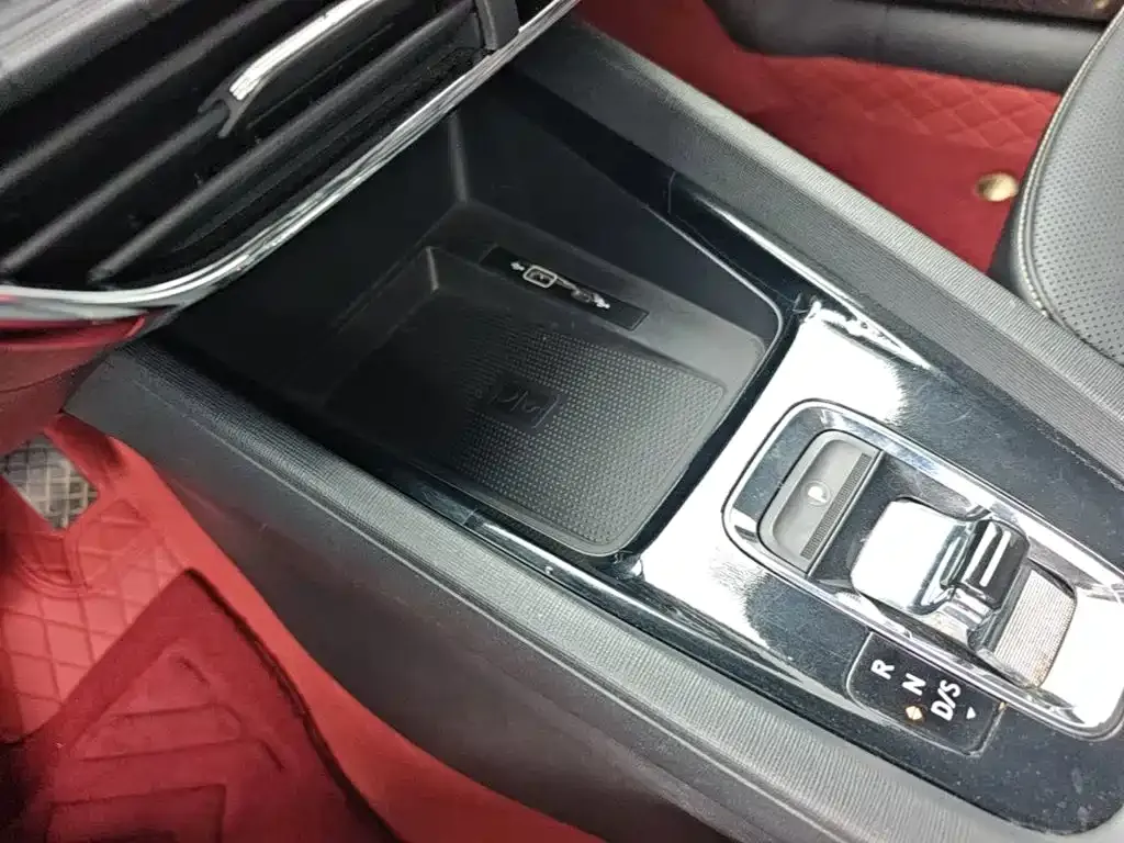 Skoda Octavia — фото 2