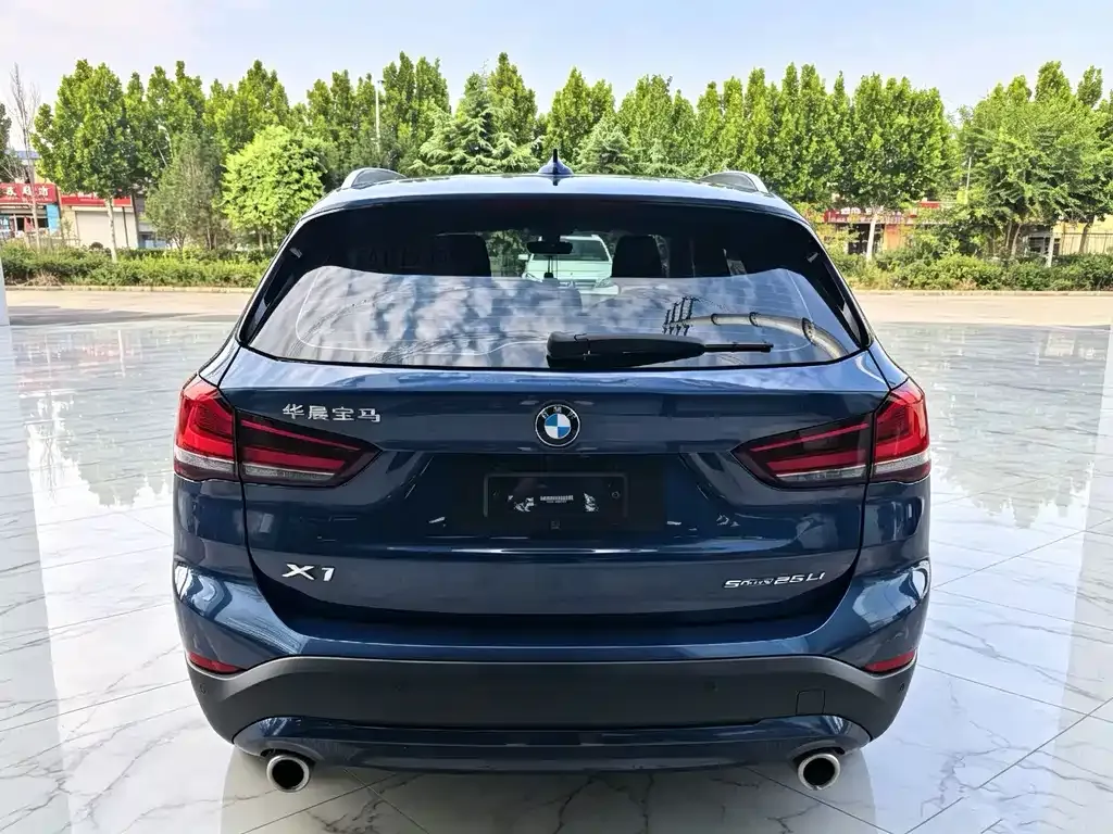 BMW X1 — фото 3