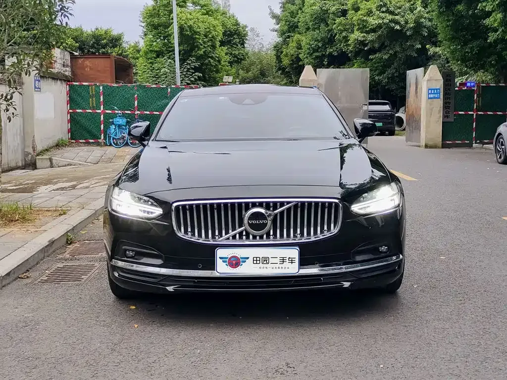 Volvo S90 — фото 8