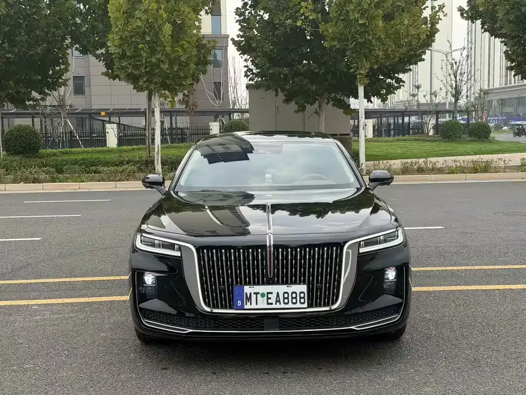 Hongqi H9 — фото 1