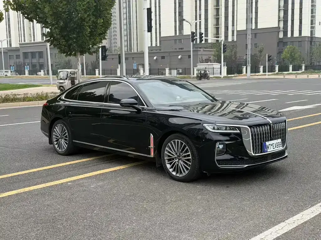 Hongqi H9 — фото 3