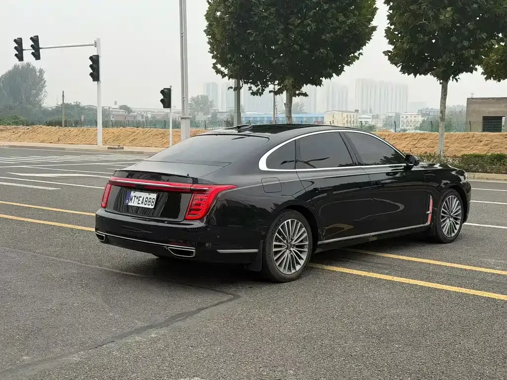Hongqi H9 — фото 8