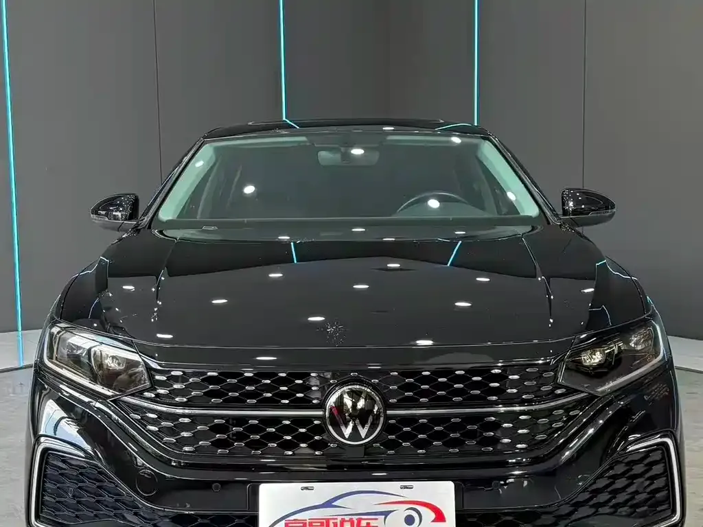 Volkswagen Passat — фото 10